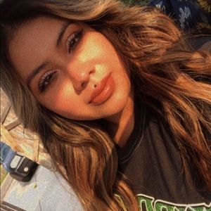 Meet your Posher, Jazmine